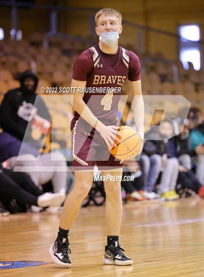 Thumbnail 2 in Catholic Central vs. Fonda-Fultonville photogallery.