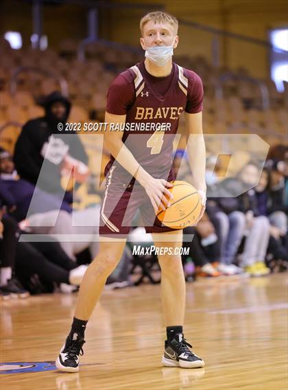 Thumbnail 1 in Catholic Central vs. Fonda-Fultonville photogallery.