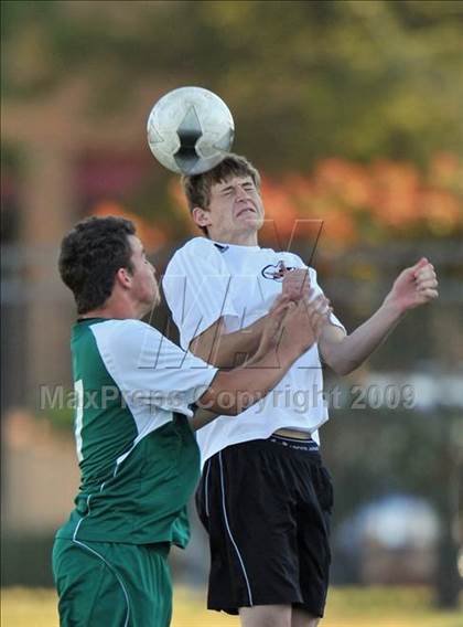 Thumbnail 3 in Poteet vs. W. Mesquite (Class 4A, Region II semifinals) photogallery.