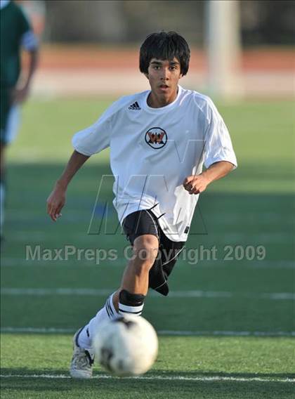Thumbnail 1 in Poteet vs. W. Mesquite (Class 4A, Region II semifinals) photogallery.