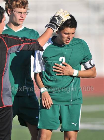 Thumbnail 1 in Poteet vs. W. Mesquite (Class 4A, Region II semifinals) photogallery.