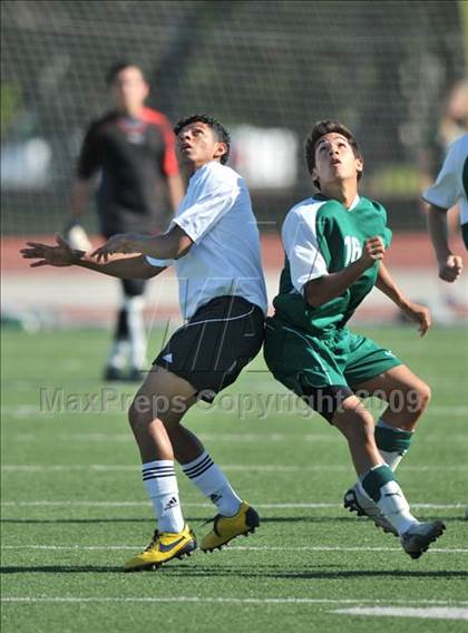 Thumbnail 2 in Poteet vs. W. Mesquite (Class 4A, Region II semifinals) photogallery.