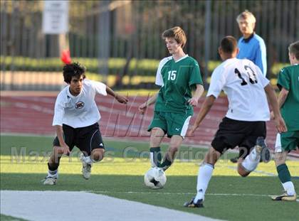 Thumbnail 3 in Poteet vs. W. Mesquite (Class 4A, Region II semifinals) photogallery.