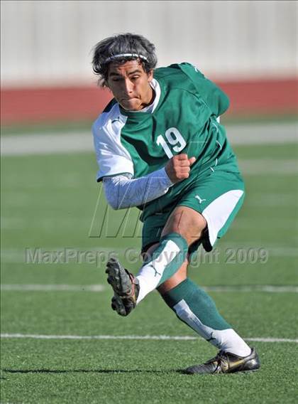 Thumbnail 3 in Poteet vs. W. Mesquite (Class 4A, Region II semifinals) photogallery.