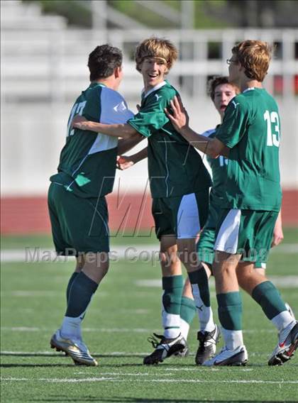Thumbnail 2 in Poteet vs. W. Mesquite (Class 4A, Region II semifinals) photogallery.