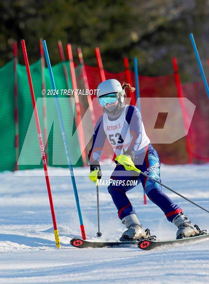 Thumbnail 1 in NYSPHSAA Section V Class A & B Slalom Final (Second Run) photogallery.