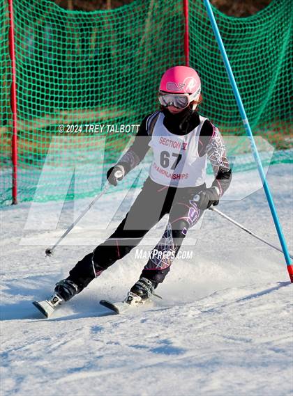 Thumbnail 1 in NYSPHSAA Section V Class A & B Slalom Final (Second Run) photogallery.