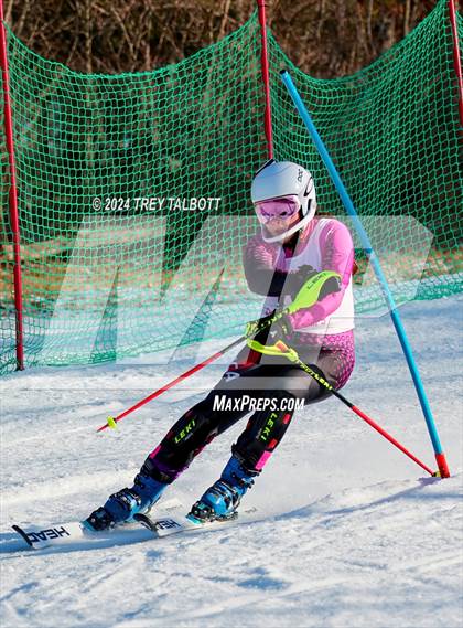 Thumbnail 3 in NYSPHSAA Section V Class A & B Slalom Final (Second Run) photogallery.