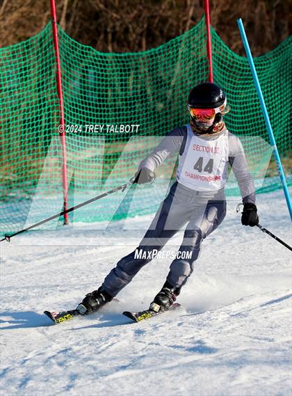 Thumbnail 3 in NYSPHSAA Section V Class A & B Slalom Final (Second Run) photogallery.