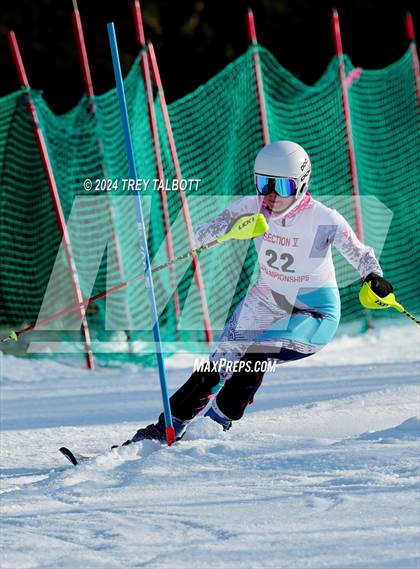 Thumbnail 1 in NYSPHSAA Section V Class A & B Slalom Final (Second Run) photogallery.