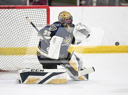 Thumbnail 2 in Notre Dame Prep @ North Haven photogallery.
