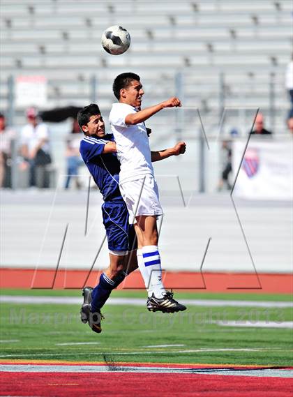 Thumbnail 3 in Lennox Academy vs. Nuview Bridge (CIF SS D7 Final) photogallery.