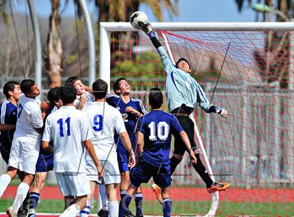 Thumbnail 3 in Lennox Academy vs. Nuview Bridge (CIF SS D7 Final) photogallery.