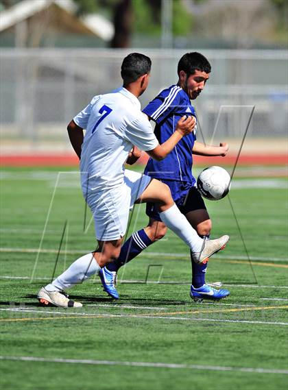 Thumbnail 1 in Lennox Academy vs. Nuview Bridge (CIF SS D7 Final) photogallery.