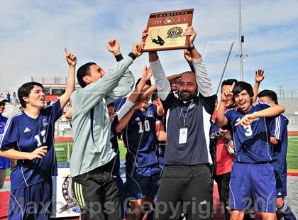 Thumbnail 2 in Lennox Academy vs. Nuview Bridge (CIF SS D7 Final) photogallery.