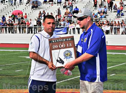 Thumbnail 2 in Lennox Academy vs. Nuview Bridge (CIF SS D7 Final) photogallery.