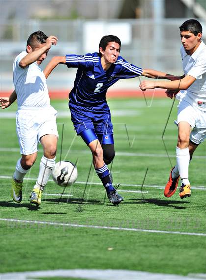 Thumbnail 1 in Lennox Academy vs. Nuview Bridge (CIF SS D7 Final) photogallery.