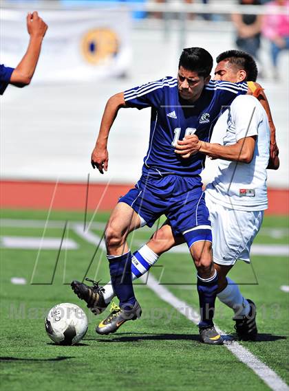 Thumbnail 1 in Lennox Academy vs. Nuview Bridge (CIF SS D7 Final) photogallery.