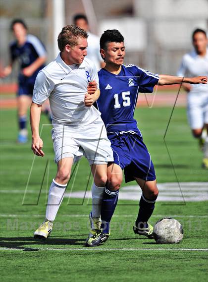 Thumbnail 2 in Lennox Academy vs. Nuview Bridge (CIF SS D7 Final) photogallery.