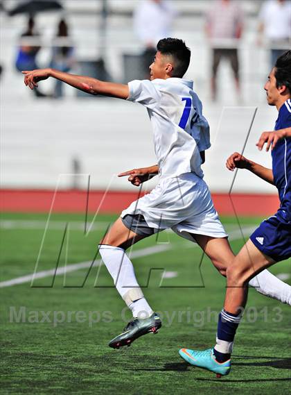 Thumbnail 1 in Lennox Academy vs. Nuview Bridge (CIF SS D7 Final) photogallery.