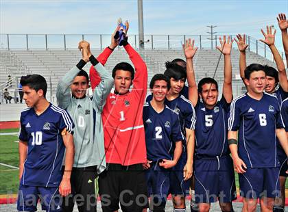 Thumbnail 3 in Lennox Academy vs. Nuview Bridge (CIF SS D7 Final) photogallery.