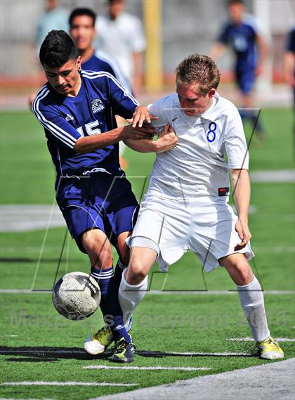 Thumbnail 3 in Lennox Academy vs. Nuview Bridge (CIF SS D7 Final) photogallery.
