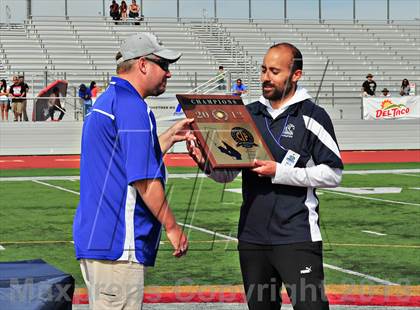 Thumbnail 1 in Lennox Academy vs. Nuview Bridge (CIF SS D7 Final) photogallery.
