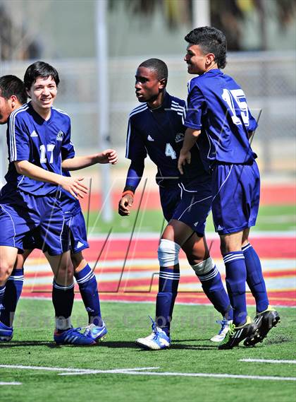 Thumbnail 1 in Lennox Academy vs. Nuview Bridge (CIF SS D7 Final) photogallery.