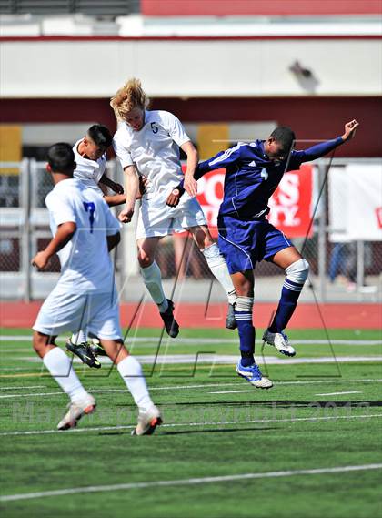 Thumbnail 1 in Lennox Academy vs. Nuview Bridge (CIF SS D7 Final) photogallery.