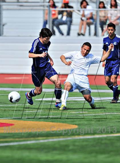 Thumbnail 1 in Lennox Academy vs. Nuview Bridge (CIF SS D7 Final) photogallery.