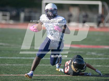 Thumbnail 2 in Granite Hills vs La Jolla photogallery.