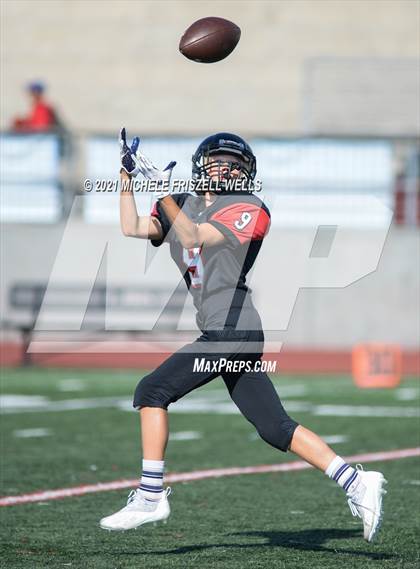 Thumbnail 3 in Granite Hills vs La Jolla photogallery.
