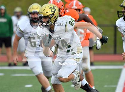 Thumbnail 1 in JV: Seneca @ Cherokee photogallery.