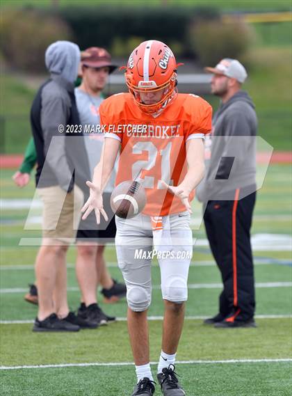Thumbnail 2 in JV: Seneca @ Cherokee photogallery.
