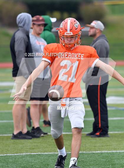 Thumbnail 1 in JV: Seneca @ Cherokee photogallery.