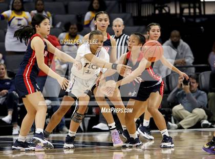 Thumbnail 2 in La Salle @ Oakland Tech (CIF State D3 Final) photogallery.