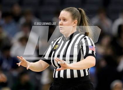 Thumbnail 3 in La Salle @ Oakland Tech (CIF State D3 Final) photogallery.