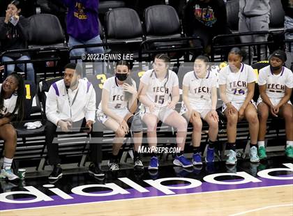 Thumbnail 1 in La Salle @ Oakland Tech (CIF State D3 Final) photogallery.
