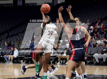 Thumbnail 1 in La Salle @ Oakland Tech (CIF State D3 Final) photogallery.