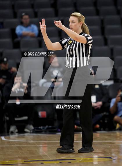 Thumbnail 1 in La Salle @ Oakland Tech (CIF State D3 Final) photogallery.