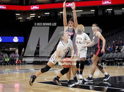 Thumbnail 1 in La Salle @ Oakland Tech (CIF State D3 Final) photogallery.