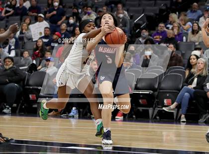 Thumbnail 3 in La Salle @ Oakland Tech (CIF State D3 Final) photogallery.
