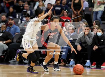 Thumbnail 1 in La Salle @ Oakland Tech (CIF State D3 Final) photogallery.