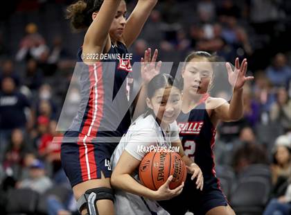 Thumbnail 2 in La Salle @ Oakland Tech (CIF State D3 Final) photogallery.