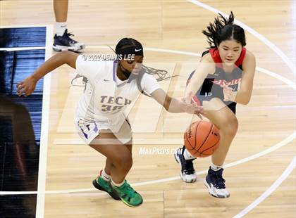 Thumbnail 2 in La Salle @ Oakland Tech (CIF State D3 Final) photogallery.