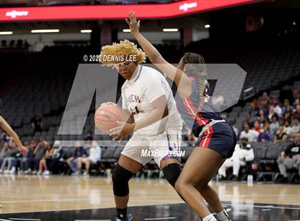 Thumbnail 3 in La Salle @ Oakland Tech (CIF State D3 Final) photogallery.