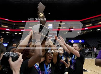 Thumbnail 1 in La Salle @ Oakland Tech (CIF State D3 Final) photogallery.