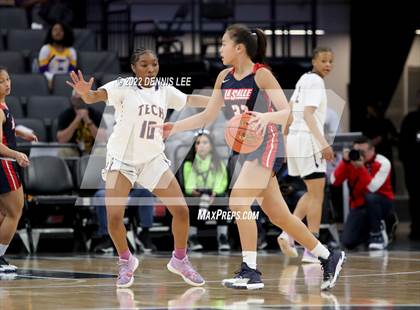 Thumbnail 2 in La Salle @ Oakland Tech (CIF State D3 Final) photogallery.