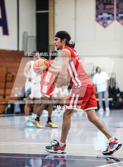 Thumbnail 2 in Pasadena vs Narbonne (19th Annual Rose City Roundball classic ) photogallery.