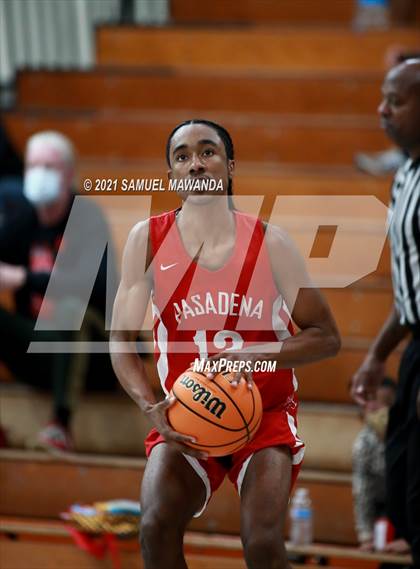 Thumbnail 2 in Pasadena vs Narbonne (19th Annual Rose City Roundball classic ) photogallery.